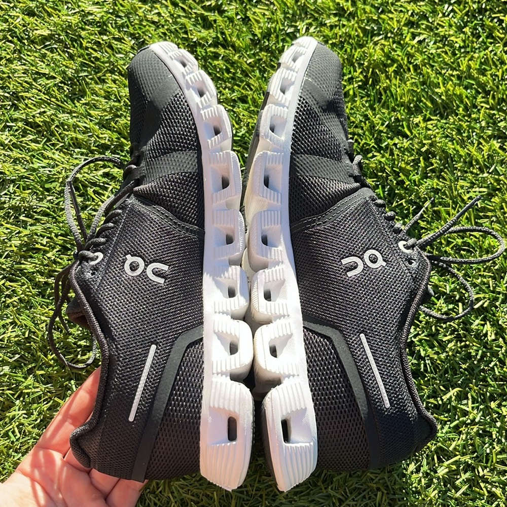 ON Cloud 5 Sneakers Sz 8 - Picture 15 of 17